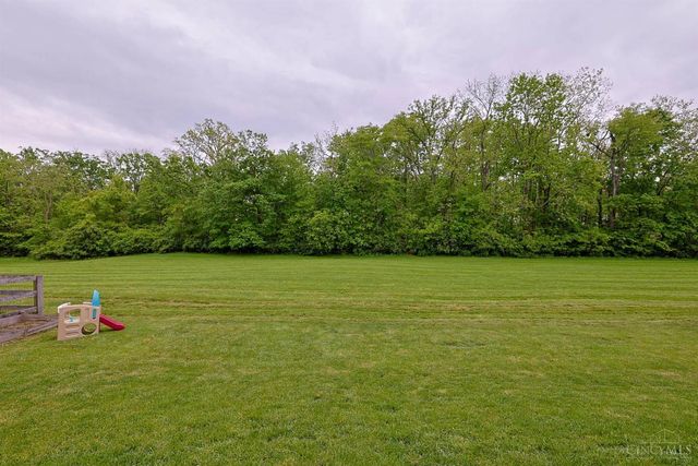 255 Delaware Drive, Hamilton Twp, OH 45039