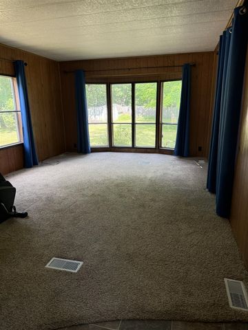 9034 E M 20, Hesperia, MI 49421