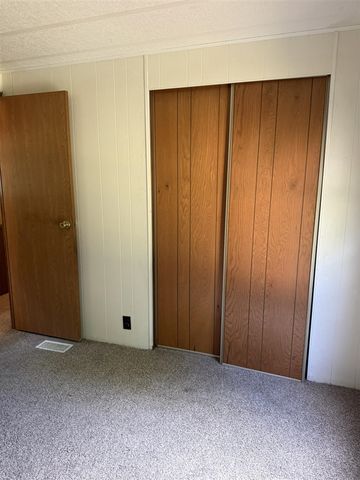 9034 E M 20, Hesperia, MI 49421