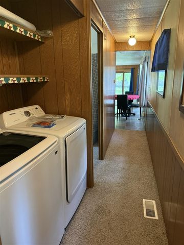 9034 E M 20, Hesperia, MI 49421