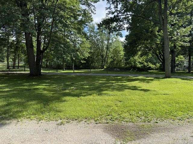 9034 E M 20, Hesperia, MI 49421