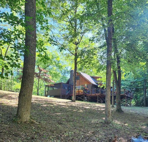 520 Farmer Drive, Murphy, NC 28906