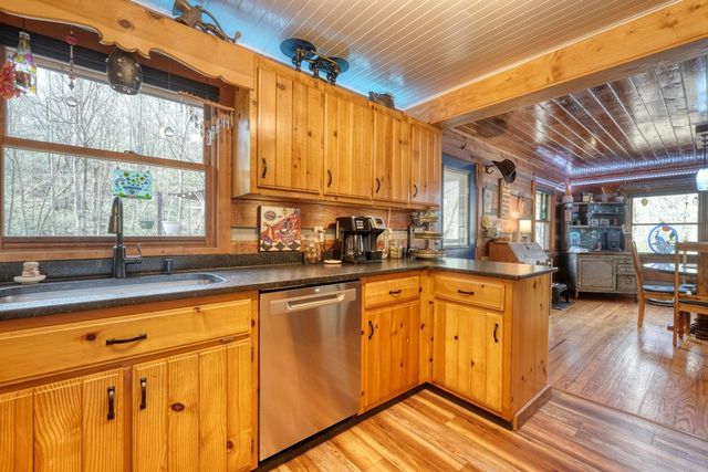 520 Farmer Drive, Murphy, NC 28906