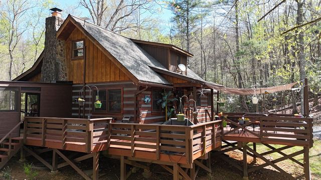 520 Farmer Drive, Murphy, NC 28906