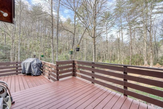 520 Farmer Drive, Murphy, NC 28906