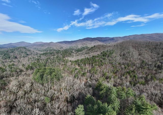 520 Farmer Drive, Murphy, NC 28906
