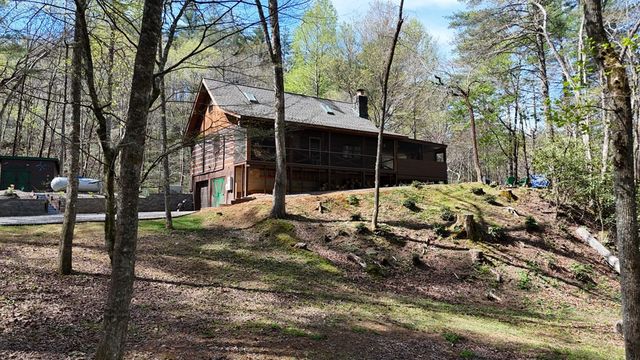 520 Farmer Drive, Murphy, NC 28906