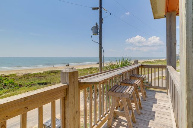 1963 Ave J, Port Bolivar, TX 77650