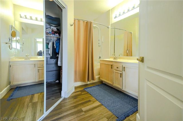 9901 Trailwood Drive 2101, Las Vegas, NV 89134