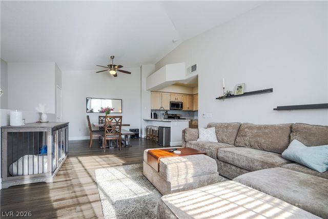 9901 Trailwood Drive 2101, Las Vegas, NV 89134