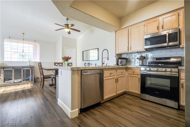 9901 Trailwood Drive 2101, Las Vegas, NV 89134