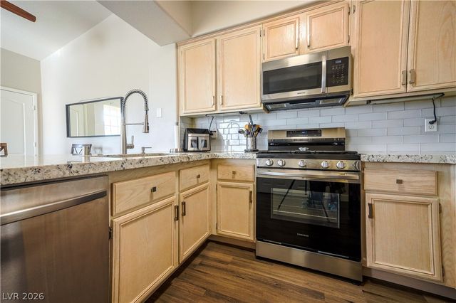 9901 Trailwood Drive 2101, Las Vegas, NV 89134