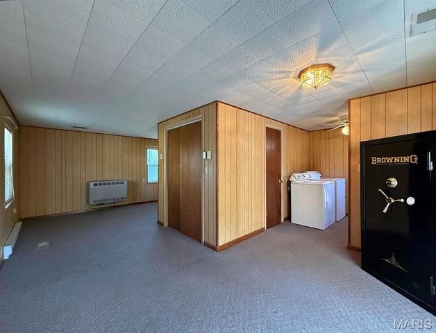 805 S A Street, Farmington, MO 63640