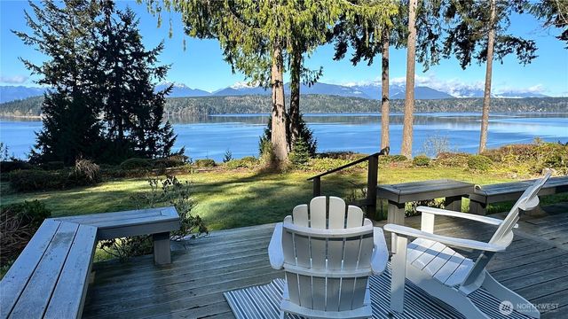 6873 NW Brothers View Lane, Silverdale, WA 98383