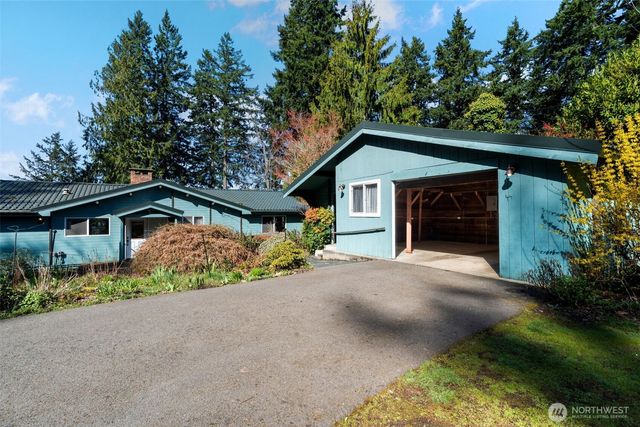 6873 NW Brothers View Lane, Silverdale, WA 98383