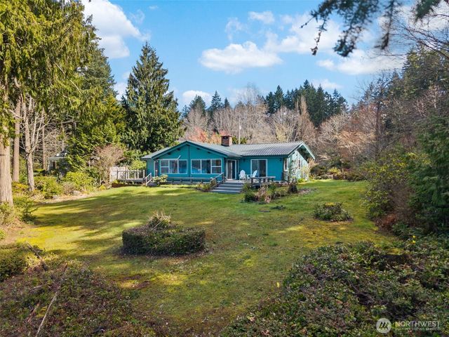 6873 NW Brothers View Lane, Silverdale, WA 98383