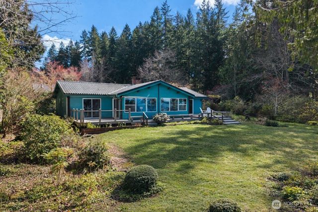 6873 NW Brothers View Lane, Silverdale, WA 98383