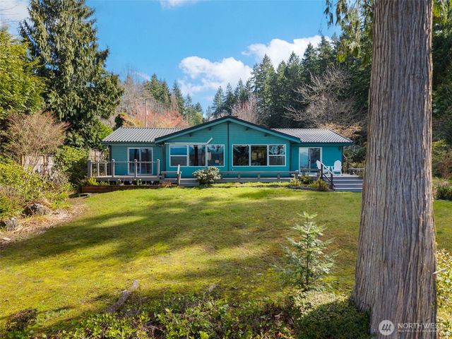6873 NW Brothers View Lane, Silverdale, WA 98383