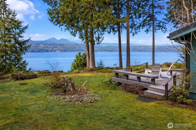 6873 NW Brothers View Lane, Silverdale, WA 98383