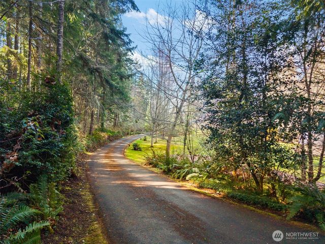 6873 NW Brothers View Lane, Silverdale, WA 98383