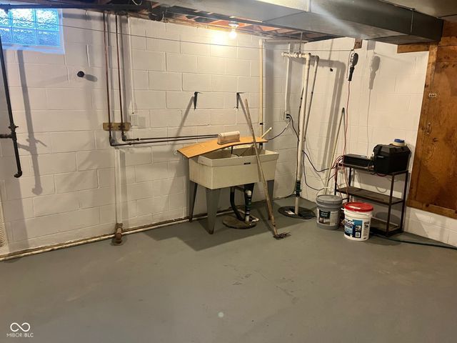 4507 Kessler Lane East Drive, Indianapolis, IN 46220