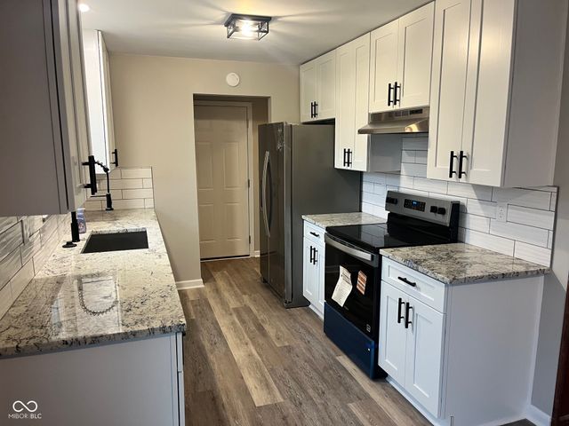 4507 Kessler Lane East Drive, Indianapolis, IN 46220