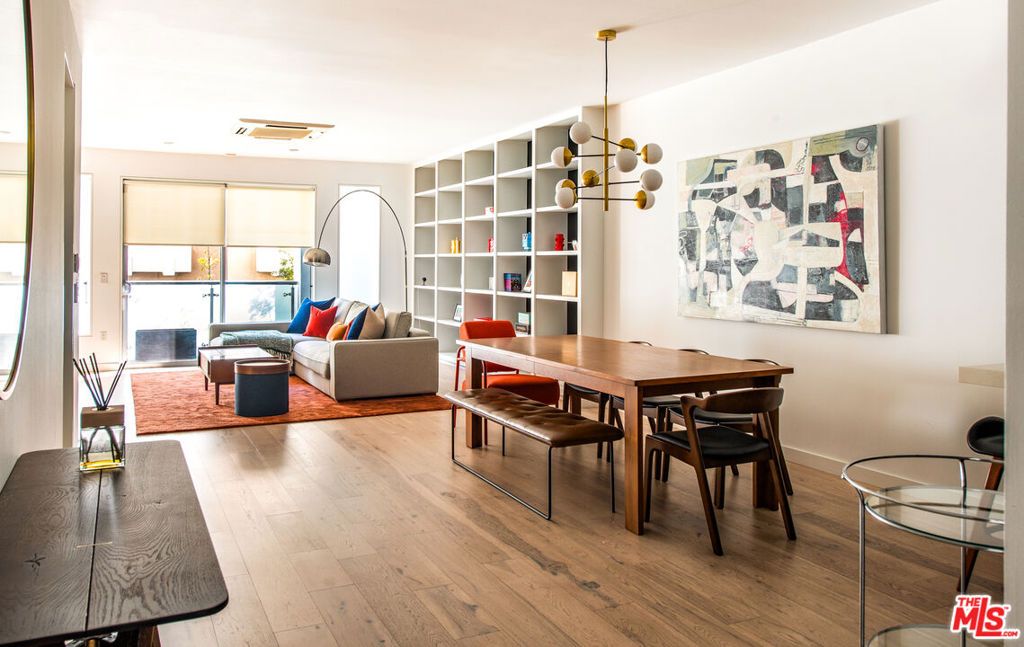 928 N Croft Avenue 202, West Hollywood, CA 90069 — exterior