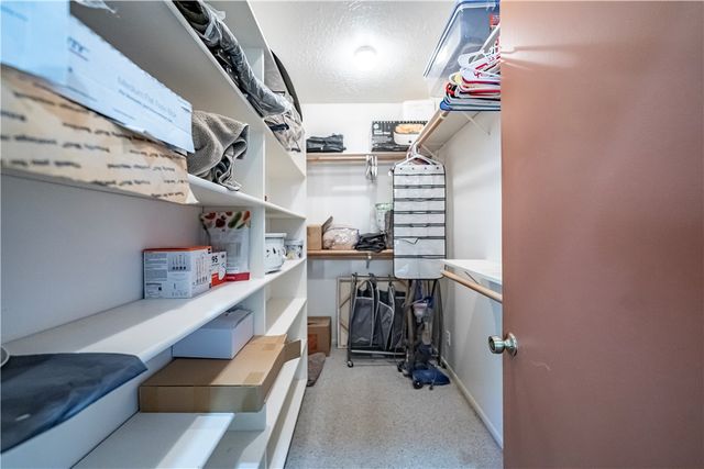 6757 E Ponderosa Dr, Kingman, AZ 86401