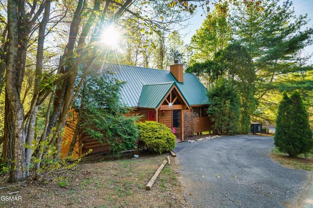 2306 Bonnie Lane, Sevierville, TN 37876