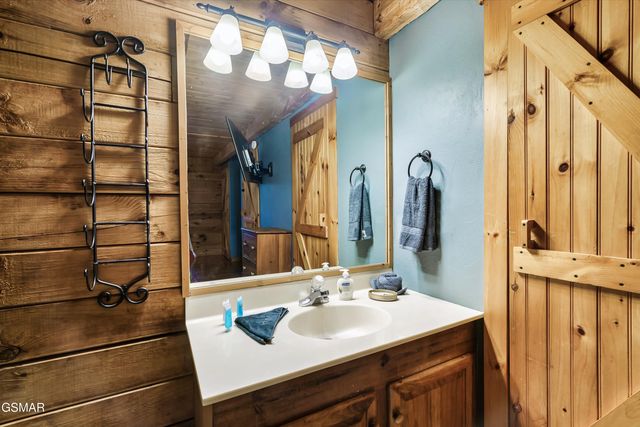 2306 Bonnie Lane, Sevierville, TN 37876