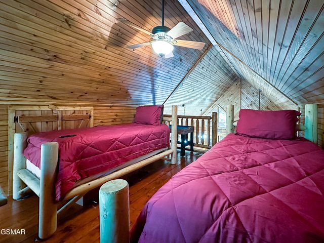 2306 Bonnie Lane, Sevierville, TN 37876