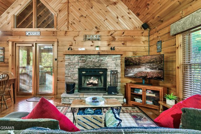 2306 Bonnie Lane, Sevierville, TN 37876