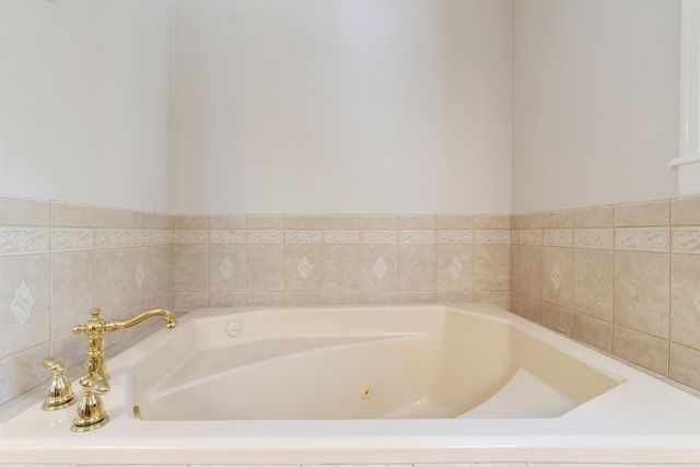 45 Gerona Way, Hot Springs Village, AR 71909