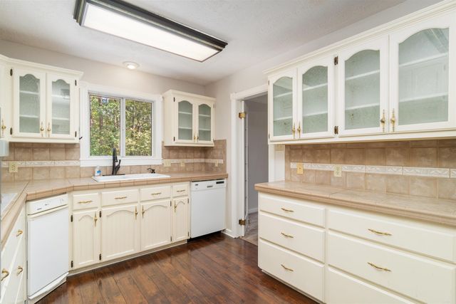 45 Gerona Way, Hot Springs Village, AR 71909