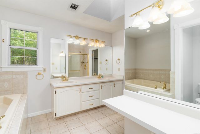 45 Gerona Way, Hot Springs Village, AR 71909