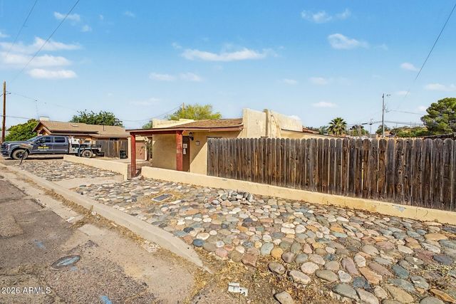 389 W NAVAJO Street, Wickenburg, AZ 85390
