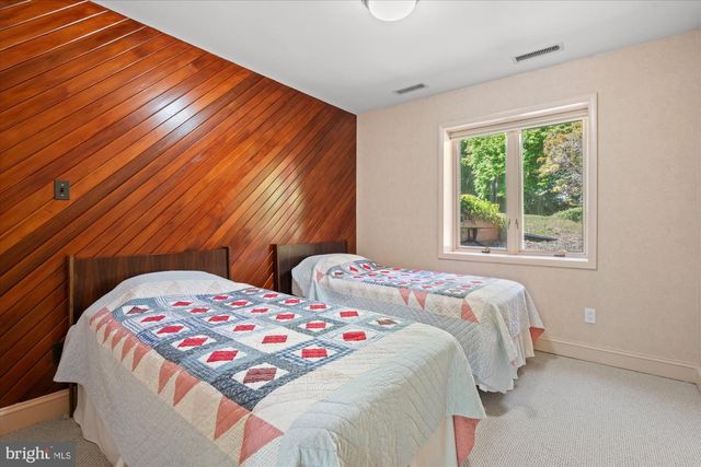 7211 BRICKYARD RD, Potomac, MD 20854