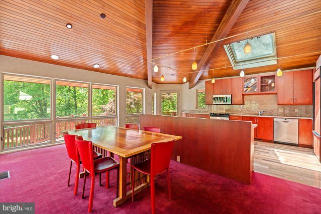 7211 BRICKYARD RD, Potomac, MD 20854
