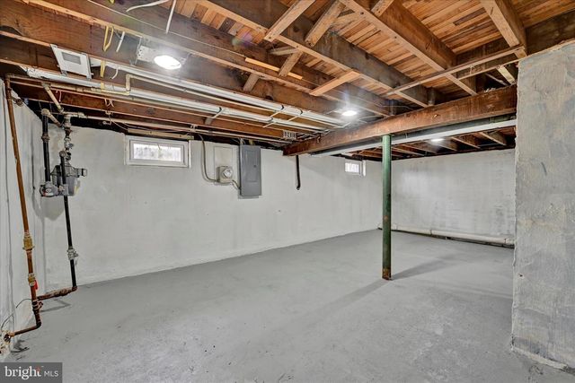 60 DEL RIO RD, Baltimore, MD 21222