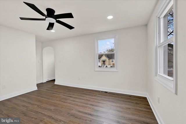 60 DEL RIO RD, Baltimore, MD 21222