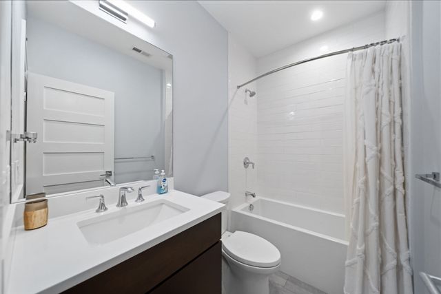 64 Auburn St 64, Newton, MA 02466