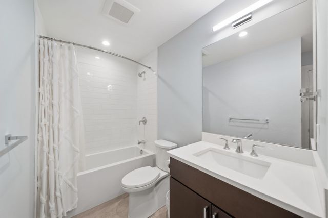 64 Auburn St 64, Newton, MA 02466