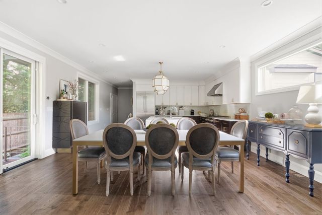 64 Auburn St 64, Newton, MA 02466
