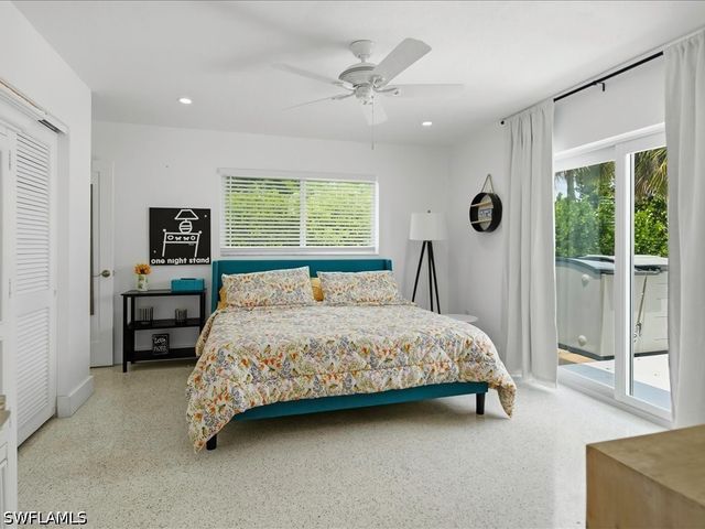 1206 Martinique CT, Marco Island, FL 34145