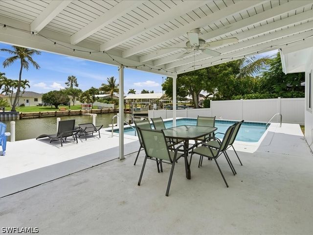 1206 Martinique CT, Marco Island, FL 34145