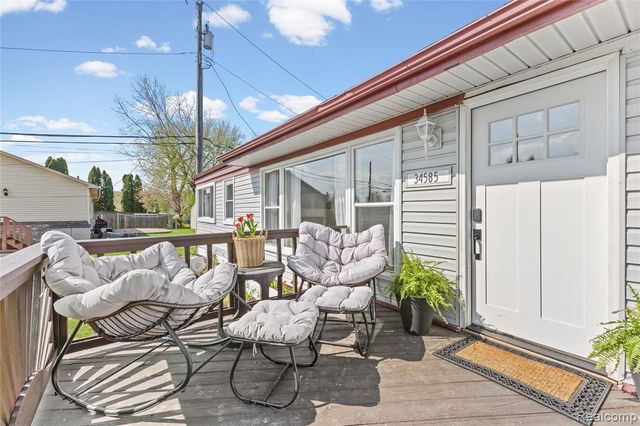 34585 Koch Avenue, Sterling Heights, MI 48310