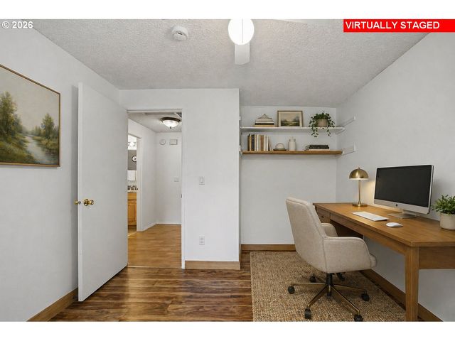 1185 Ne HACIENDA Ln, Gresham, OR 97030