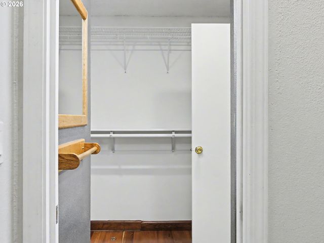 1185 Ne HACIENDA Ln, Gresham, OR 97030