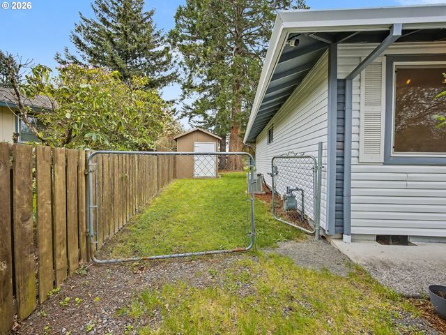 1185 Ne HACIENDA Ln, Gresham, OR 97030