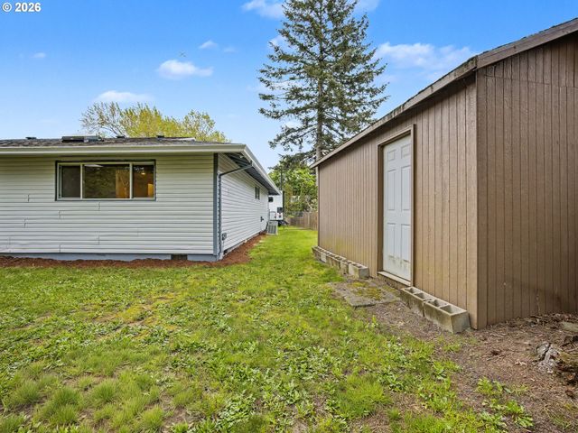 1185 Ne HACIENDA Ln, Gresham, OR 97030